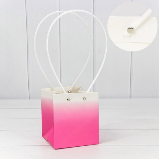 Пакет подарочный "Ваза для цветов" 13*11,5*11,5 "Градиент" Розовый 1/10 1/150 Пакет подарочный "Ваза для цветов" 13*11,5*11,5 "Градиент" Розовый 1/10 1/150